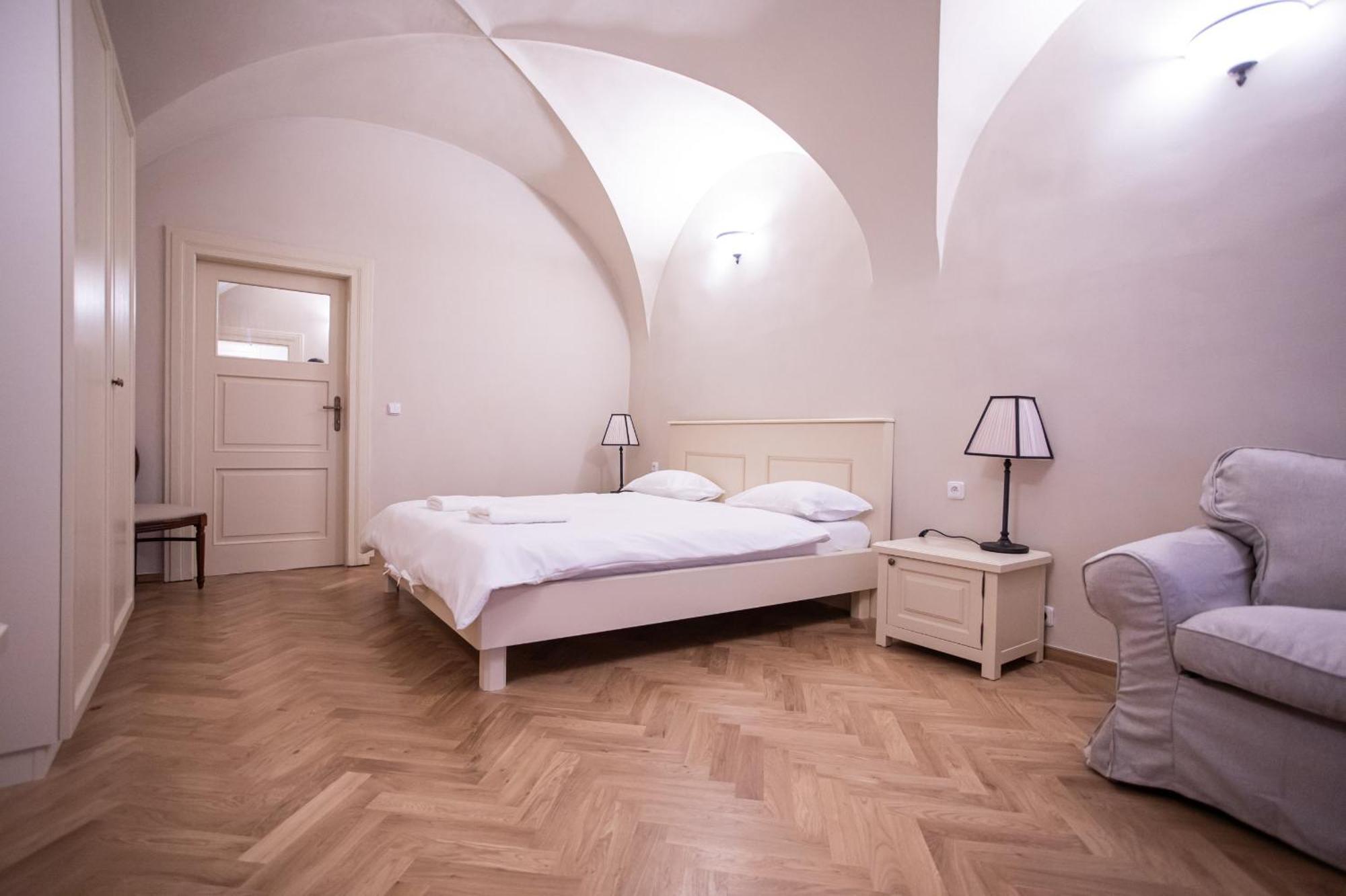 Apartment Residence Thunovska Prague
