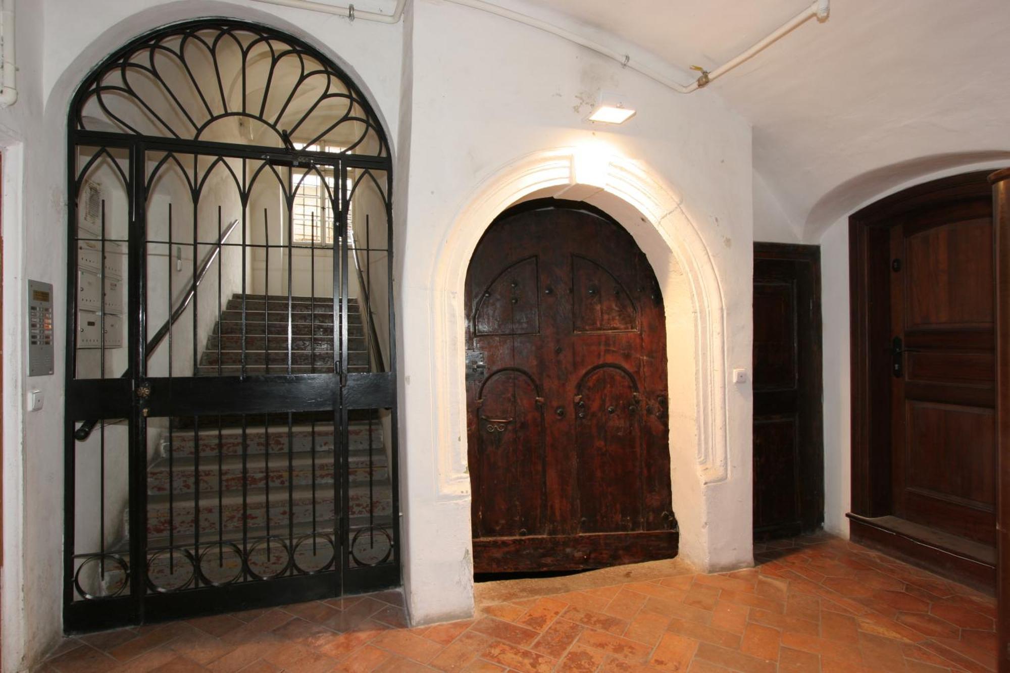 Residence Thunovska Apartment